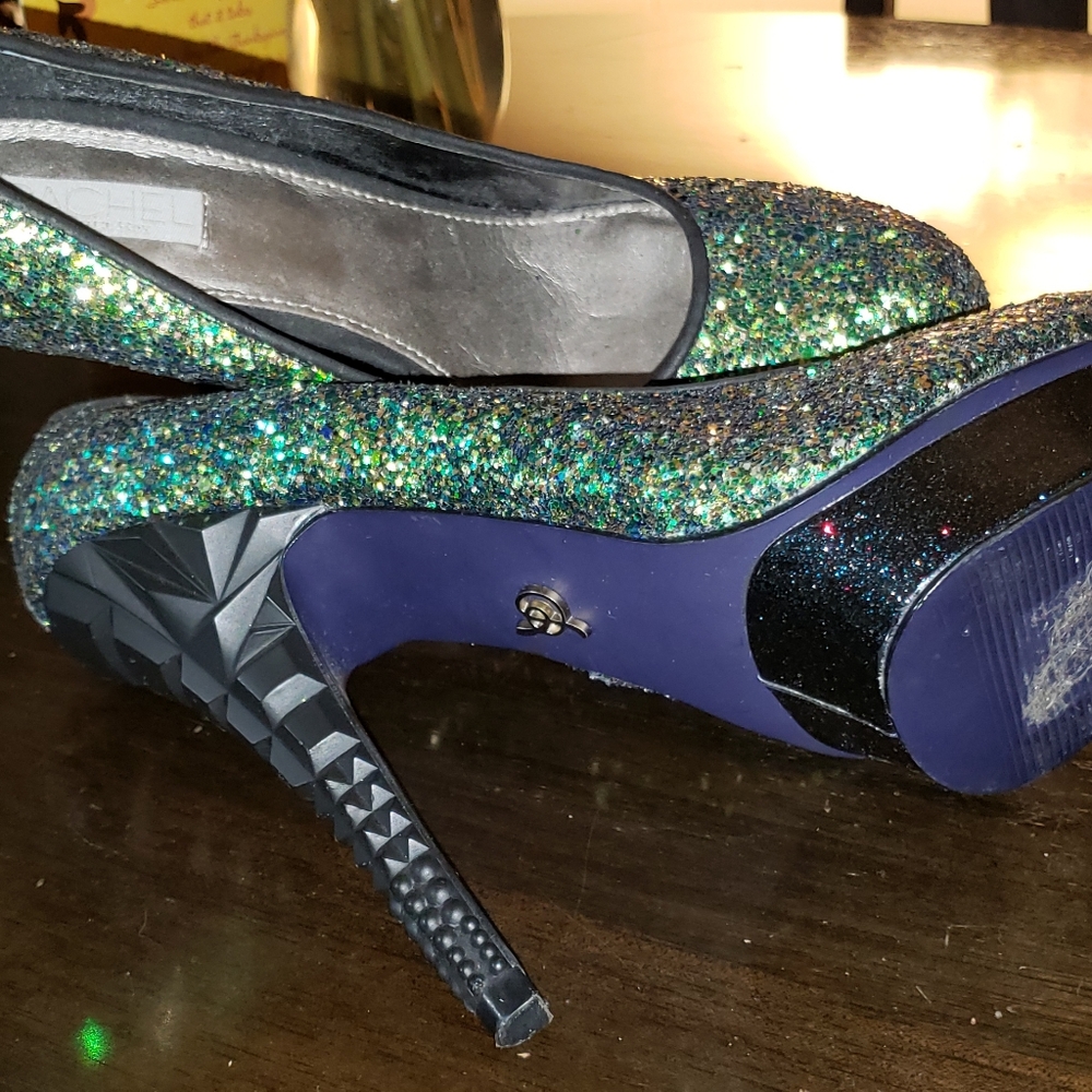 High heels - Picture 2 of 7
